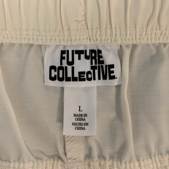 Future Collective Womens Shorts NEW L Off White Cream Pull On Knit - Picture 9 of 16